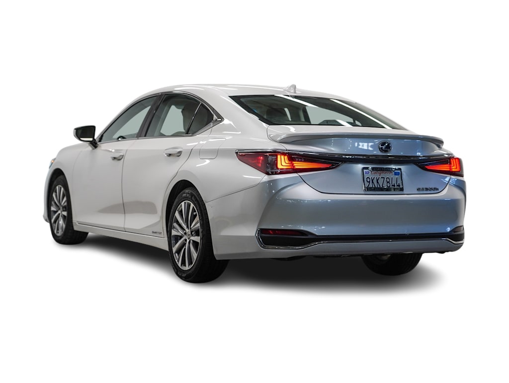 2020 Lexus ES Hybrid 300h 3