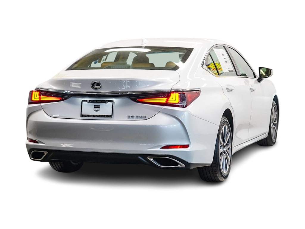 Thumbnail: 2025 Lexus ES - 19