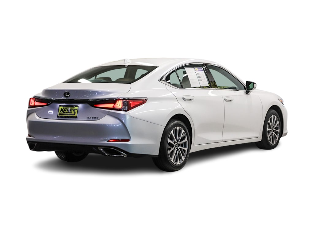 Thumbnail: 2025 Lexus ES - 19