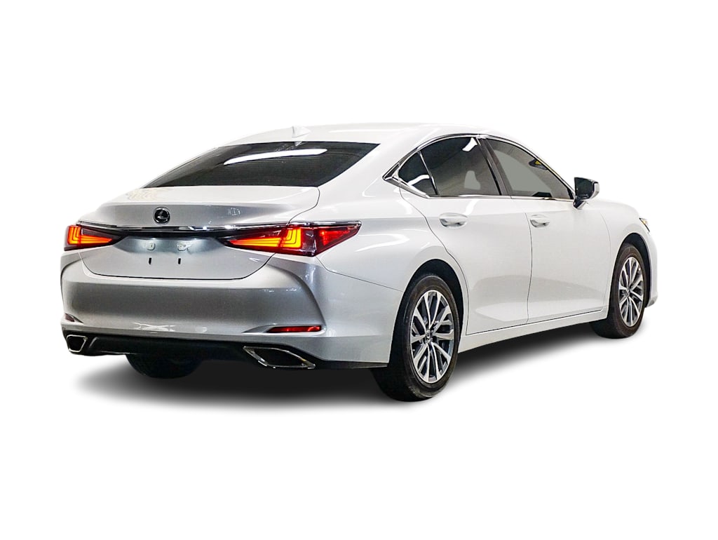 Thumbnail: 2025 Lexus ES - 18