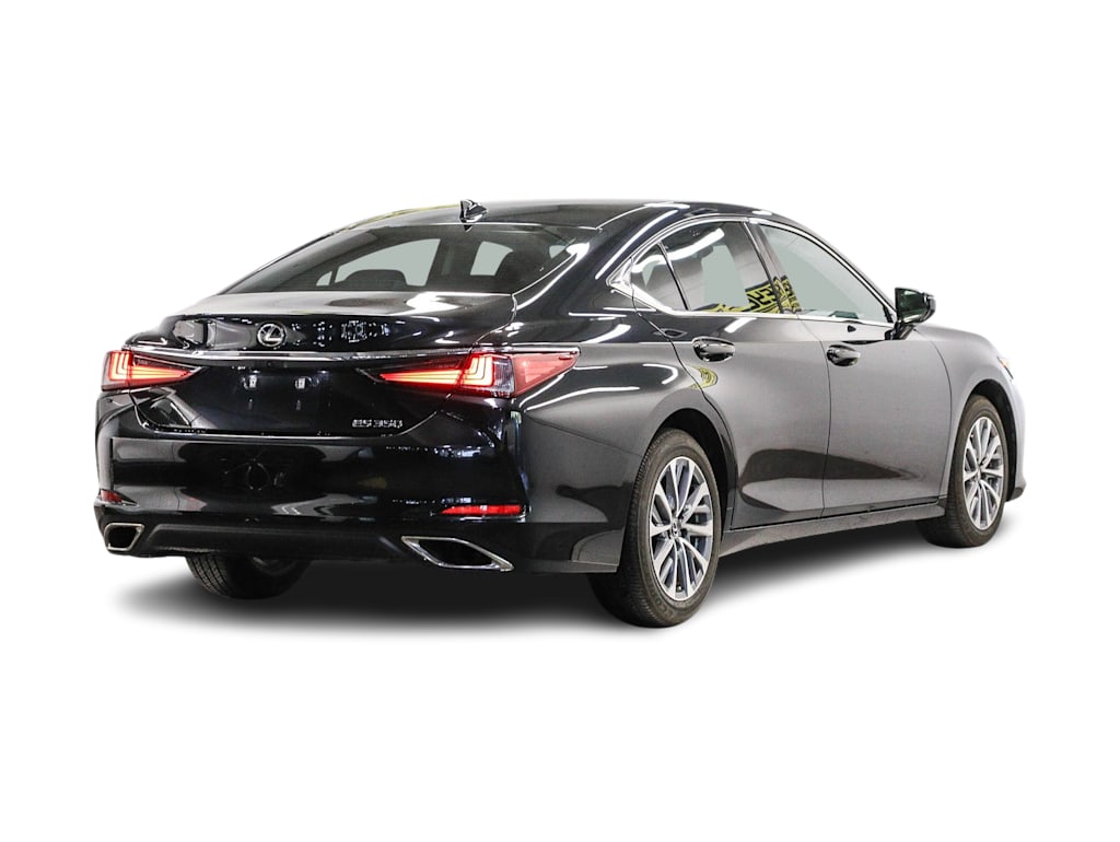 Thumbnail: 2025 Lexus ES - 16