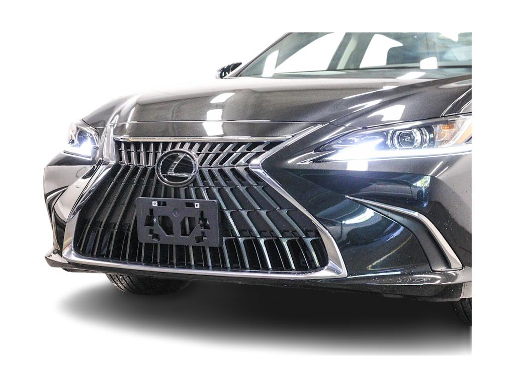 Thumbnail: 2025 Lexus ES - 19