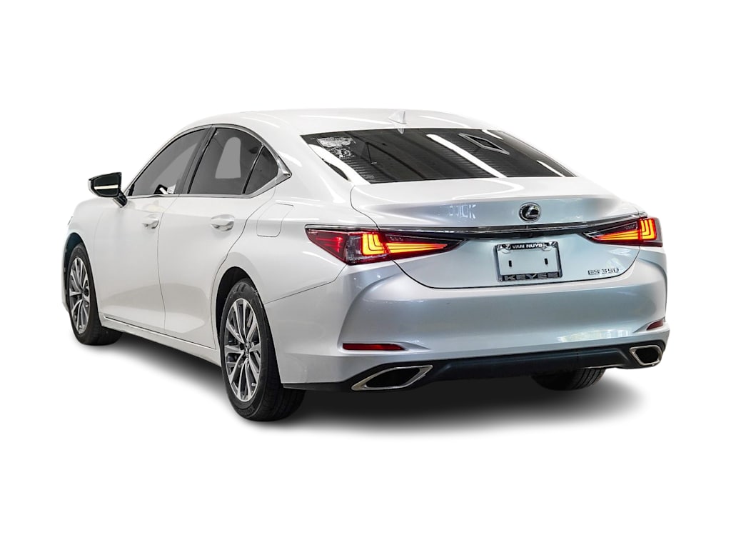 Thumbnail: 2024 Lexus ES - 3