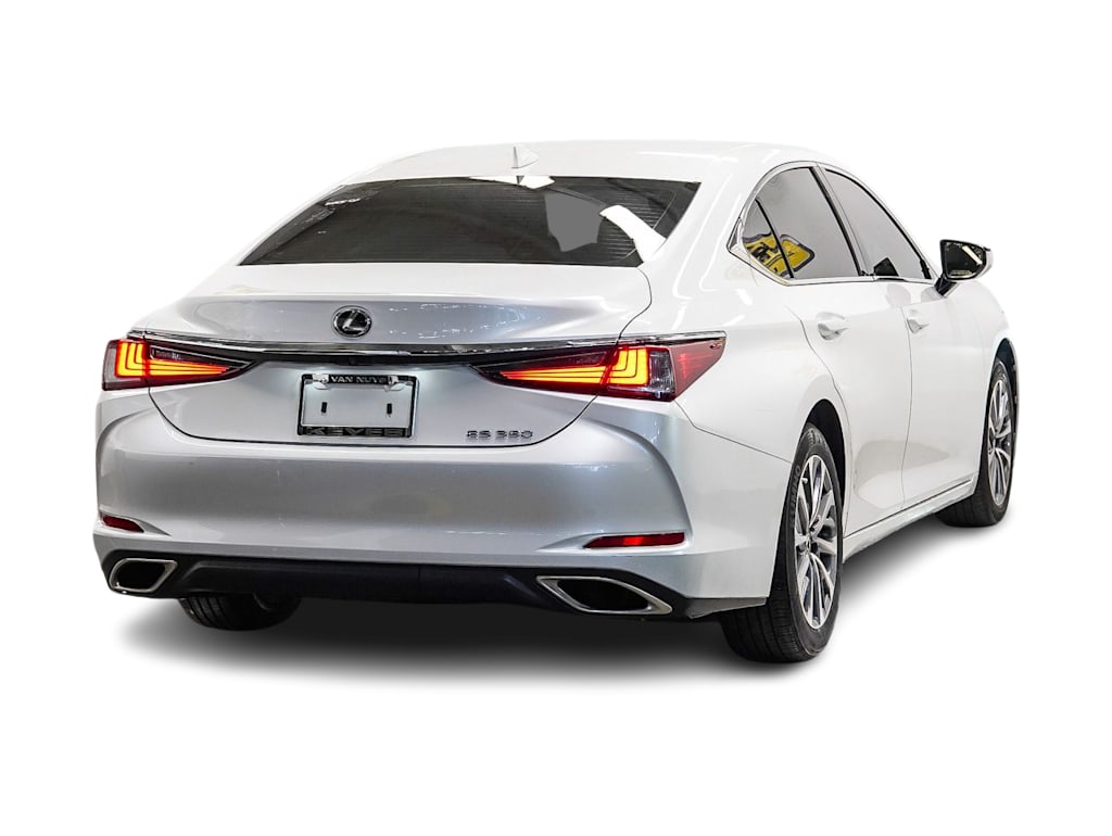 Thumbnail: 2024 Lexus ES - 15