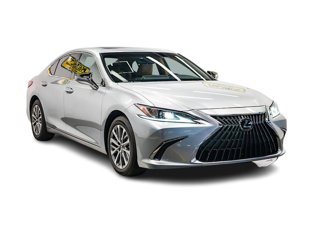 Thumbnail: 2025 Lexus ES - 16
