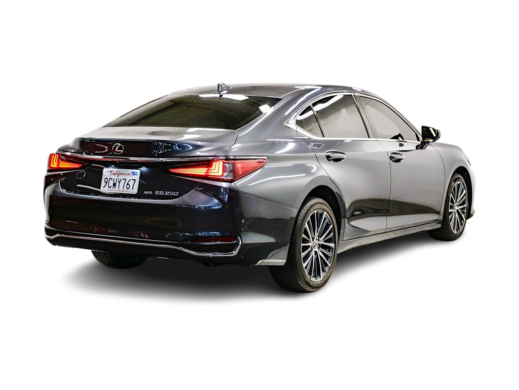 2022 Lexus ES 250 27