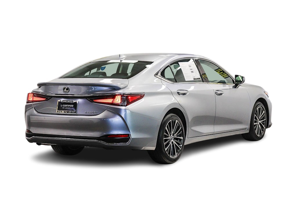 Thumbnail: 2025 Lexus ES - 18