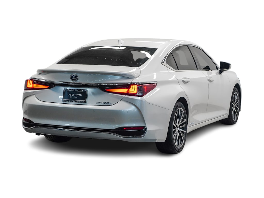 2022 Lexus ES Hybrid 300h 18