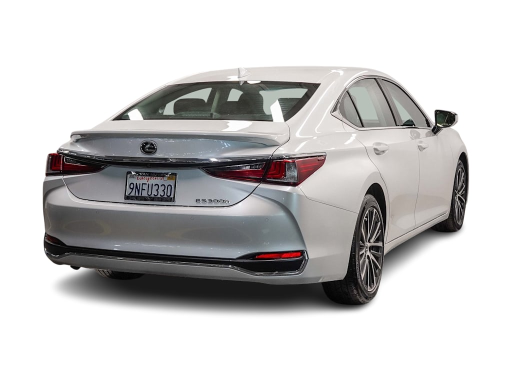 Thumbnail: 2024 Lexus ES - 16