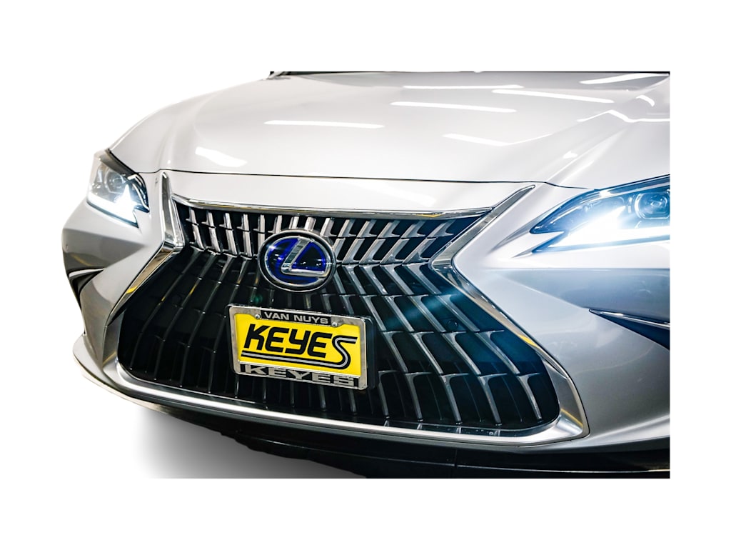 2022 Lexus ES Hybrid 300h 21