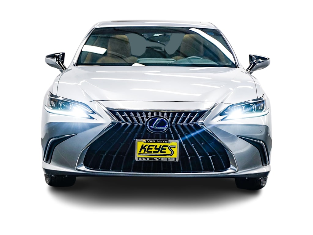 2022 Lexus ES Hybrid 300h 19