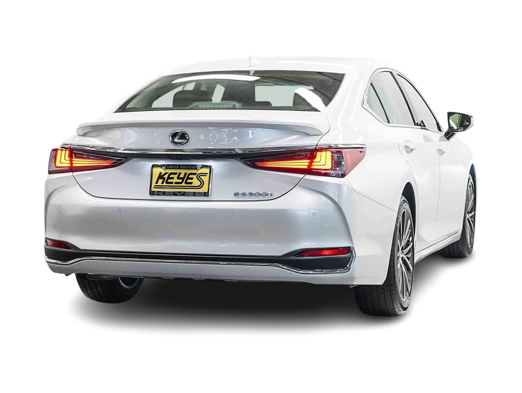 Thumbnail: 2025 Lexus ES - 5