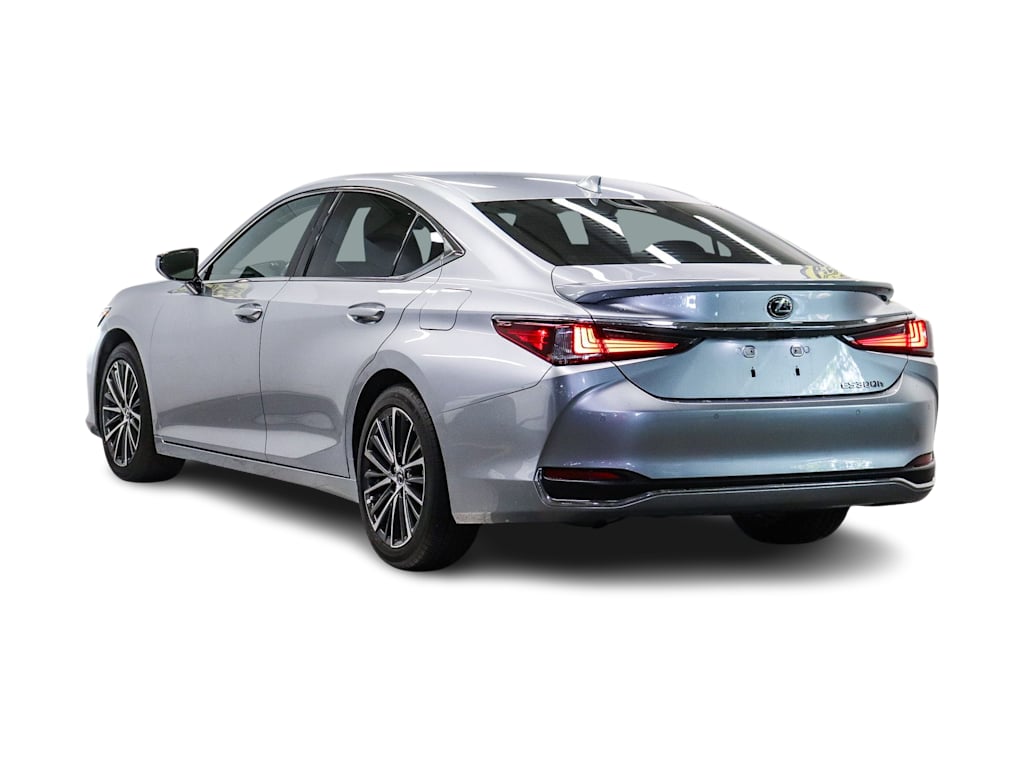 Thumbnail: 2025 Lexus ES - 3