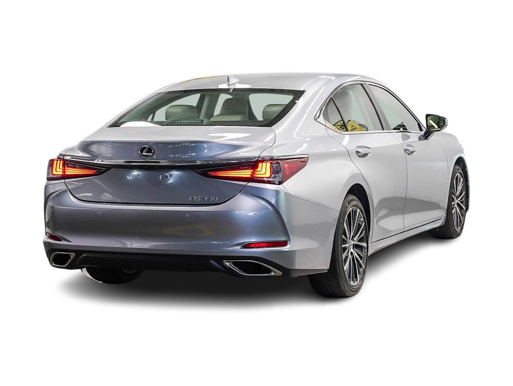 Thumbnail: 2024 Lexus ES - 18