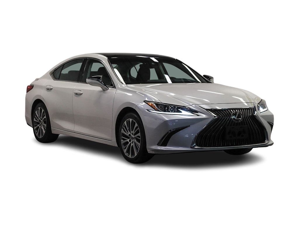 Thumbnail: 2021 Lexus ES - 16