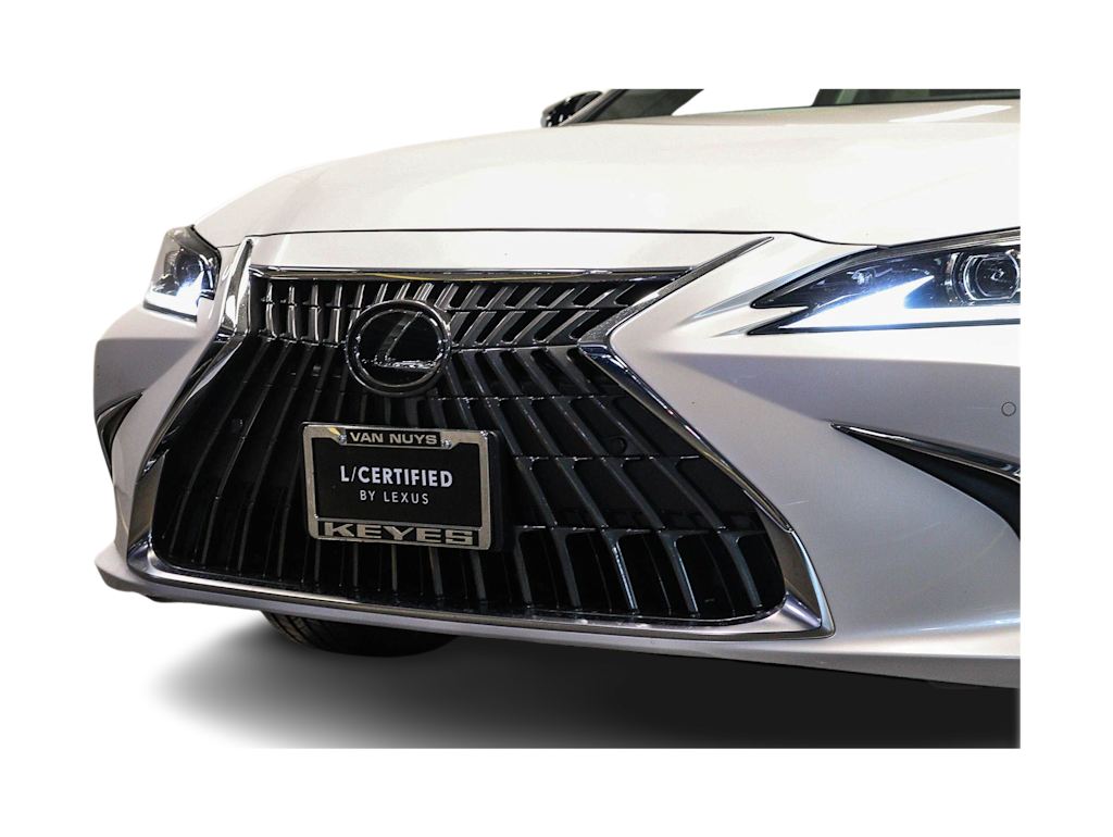 Thumbnail: 2025 Lexus ES - 20