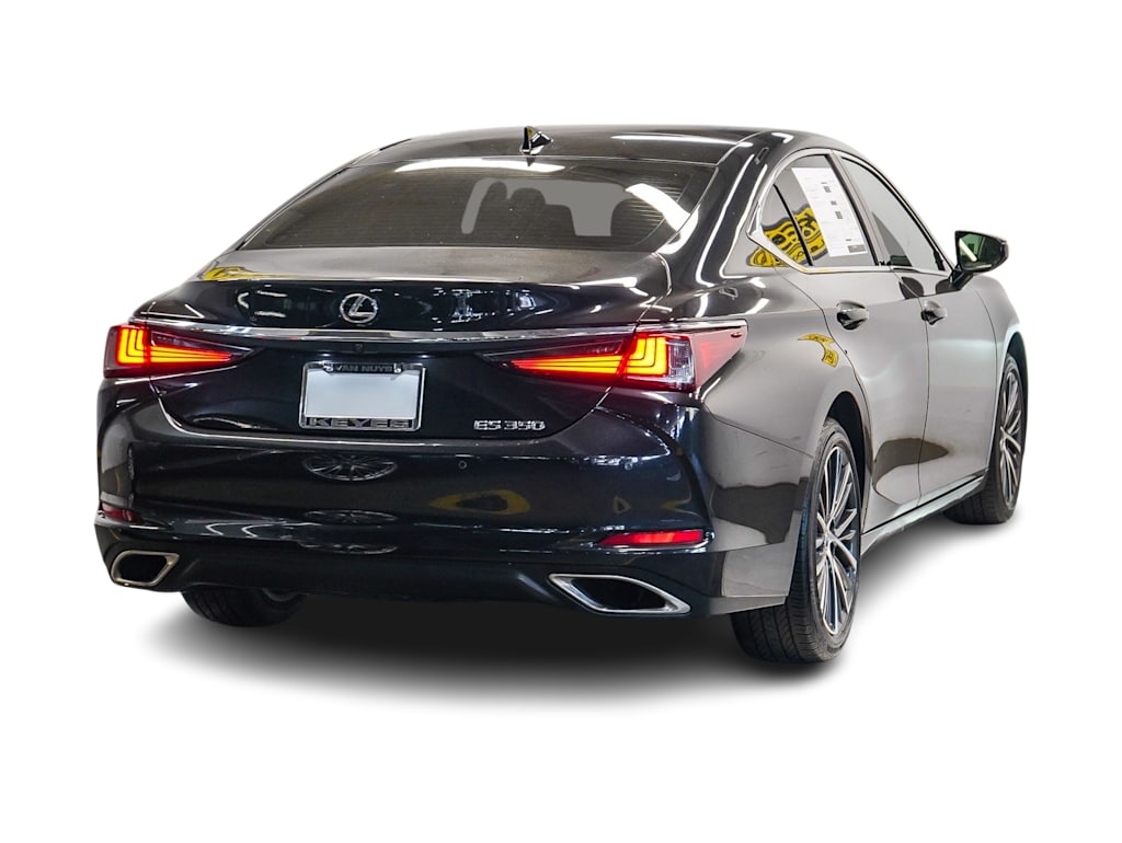 Thumbnail: 2024 Lexus ES - 18