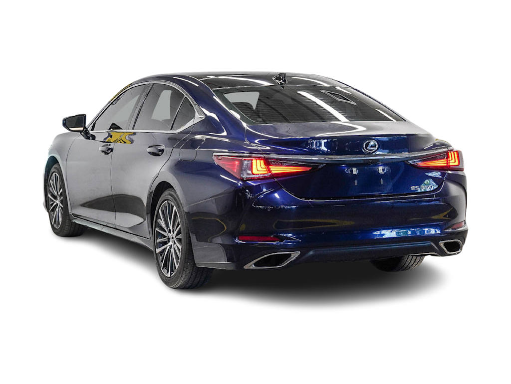 Thumbnail: 2024 Lexus ES - 3
