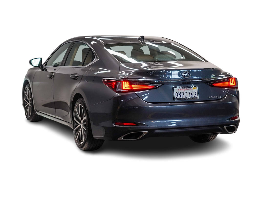 Thumbnail: 2025 Lexus ES - 3