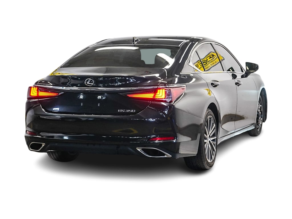 Thumbnail: 2025 Lexus ES - 19