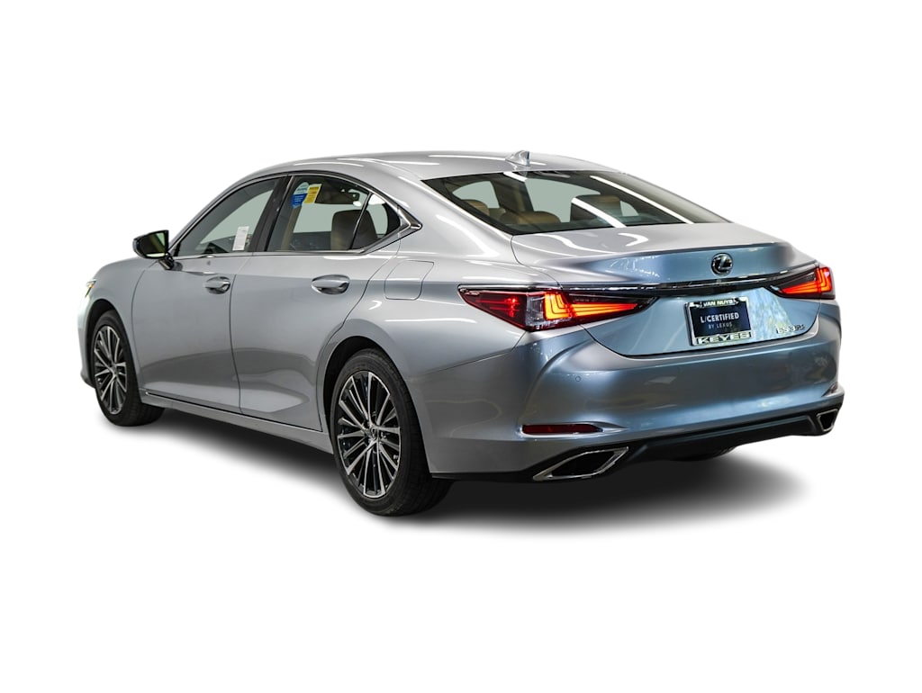 Thumbnail: 2024 Lexus ES - 3