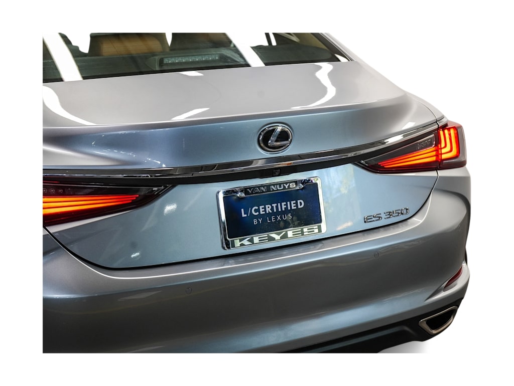 Thumbnail: 2024 Lexus ES - 22