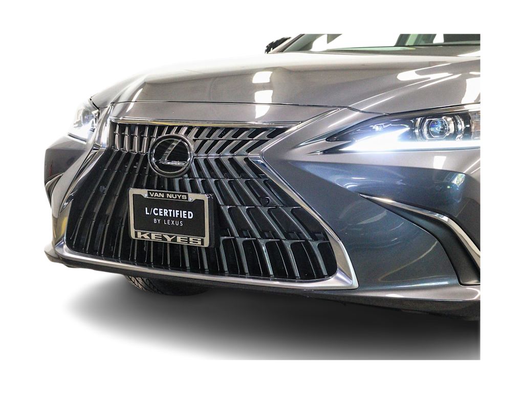 Thumbnail: 2025 Lexus ES - 23
