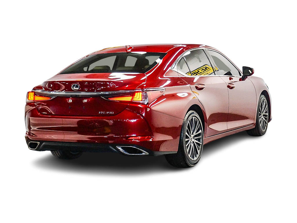Thumbnail: 2022 Lexus ES - 20