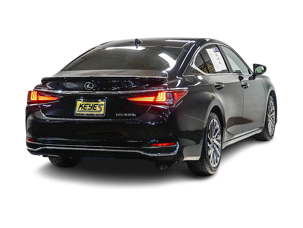 Thumbnail: 2025 Lexus ES - 18