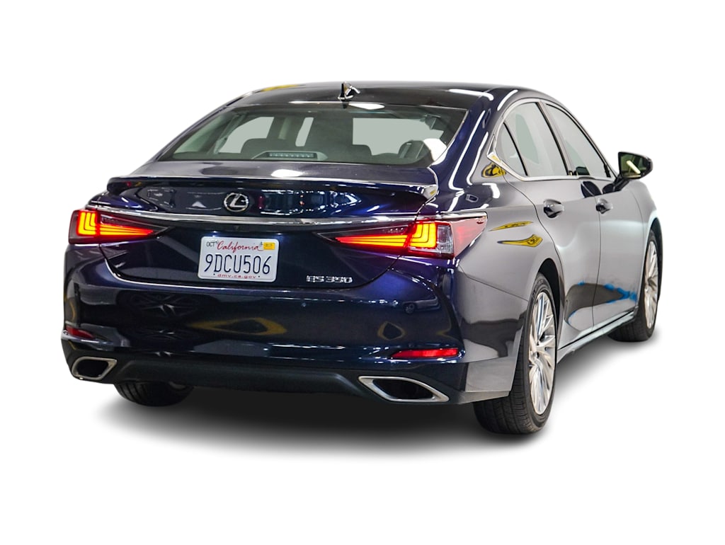 Thumbnail: 2022 Lexus ES - 5