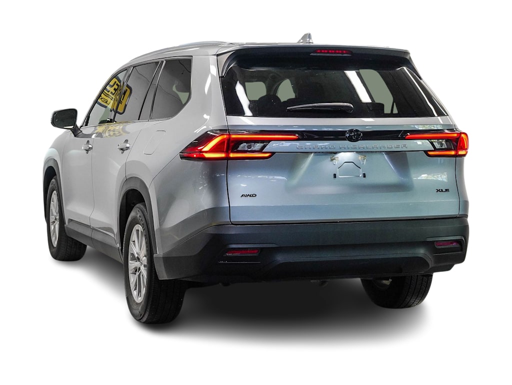 Thumbnail: 2025 Toyota Grand Highlander - 3