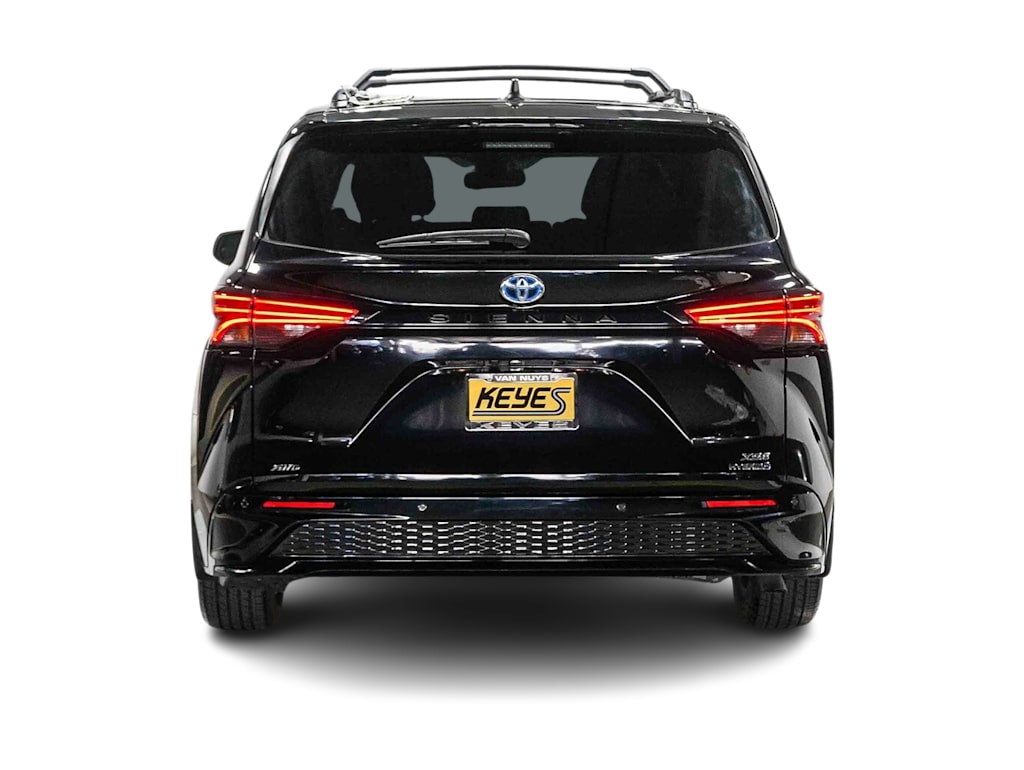 Thumbnail: 2023 Toyota Sienna - 4
