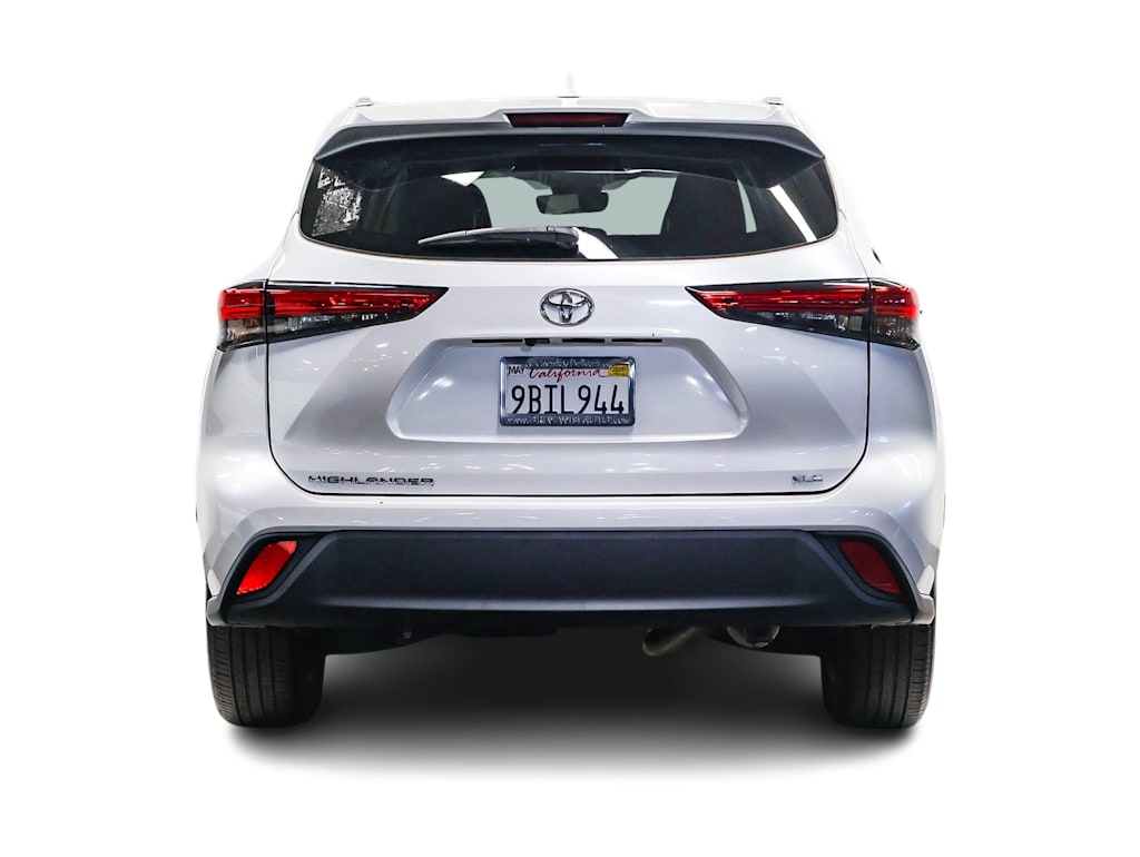 2022 Toyota Highlander XLE 4