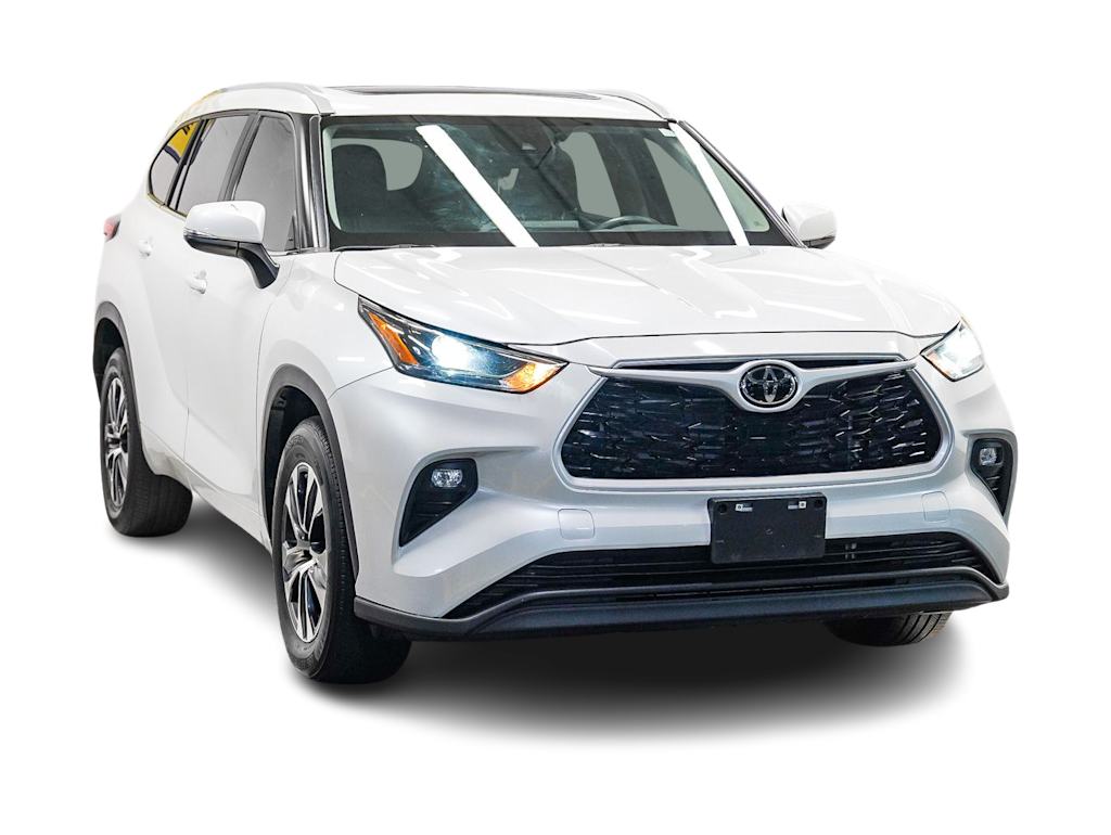 Thumbnail: 2023 Toyota Highlander - 5
