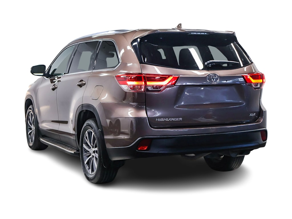 2019 Toyota Highlander SE 3