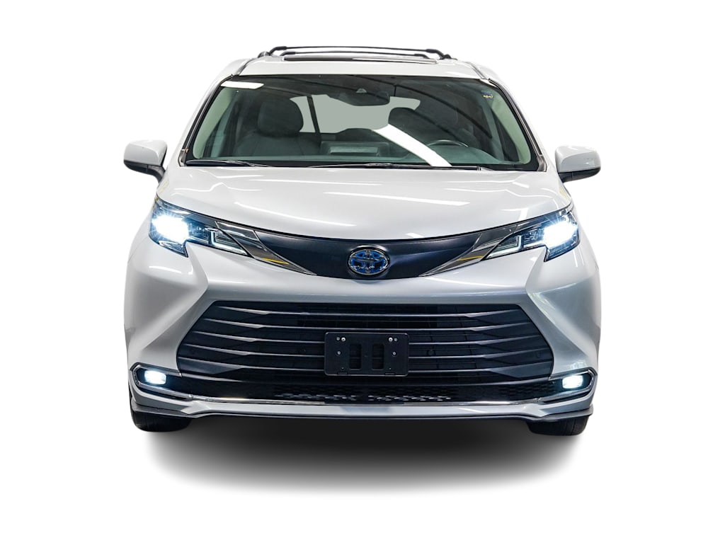 Thumbnail: 2023 Toyota Sienna - 17