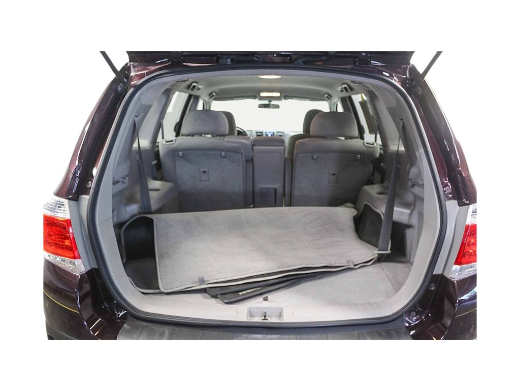 Thumbnail: 2012 Toyota Highlander - 16