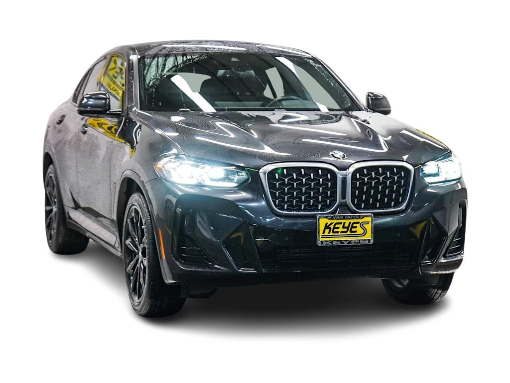 Thumbnail: 2022 BMW X4 - 19