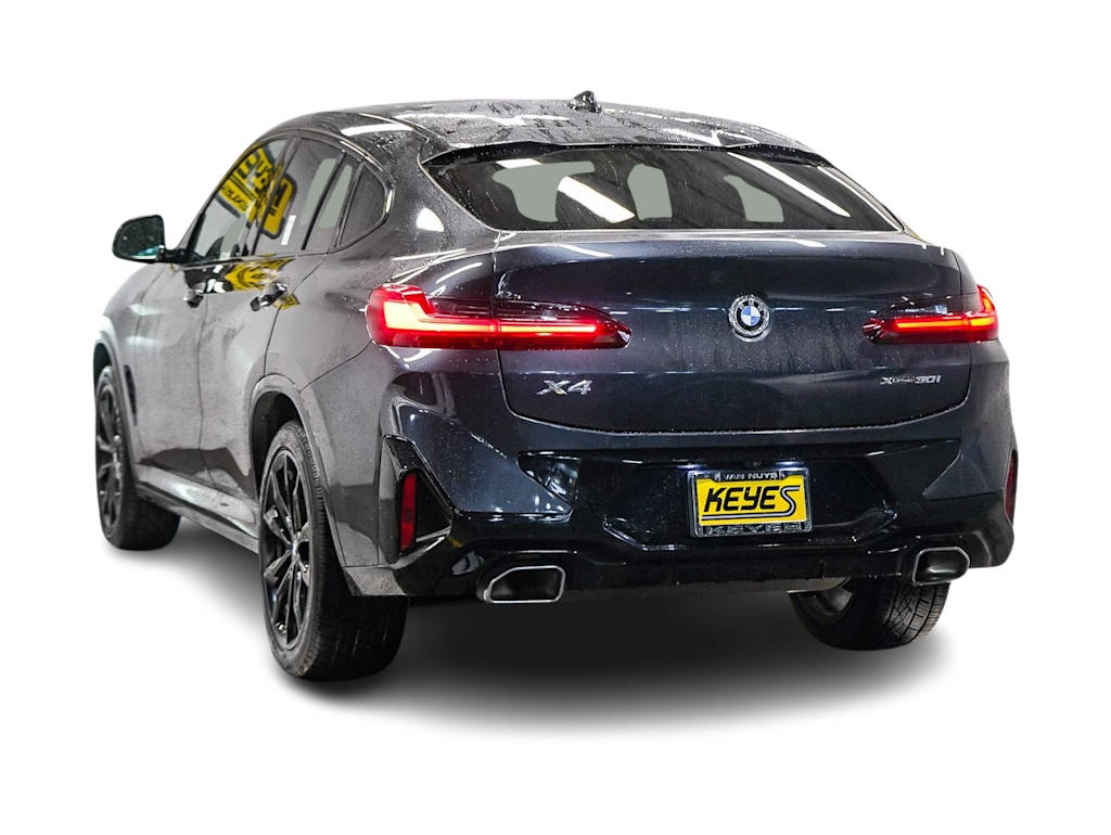 Thumbnail: 2022 BMW X4 - 3