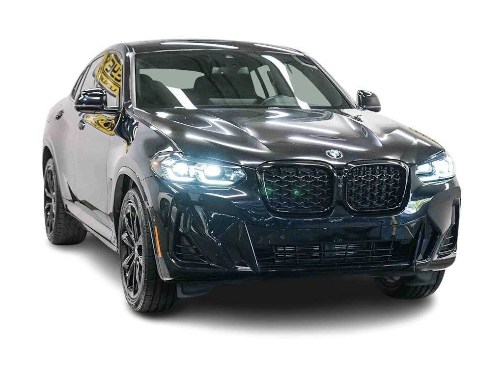 Thumbnail: 2023 BMW X4 - 19