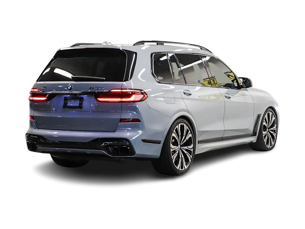Thumbnail: 2024 BMW X7 - 16