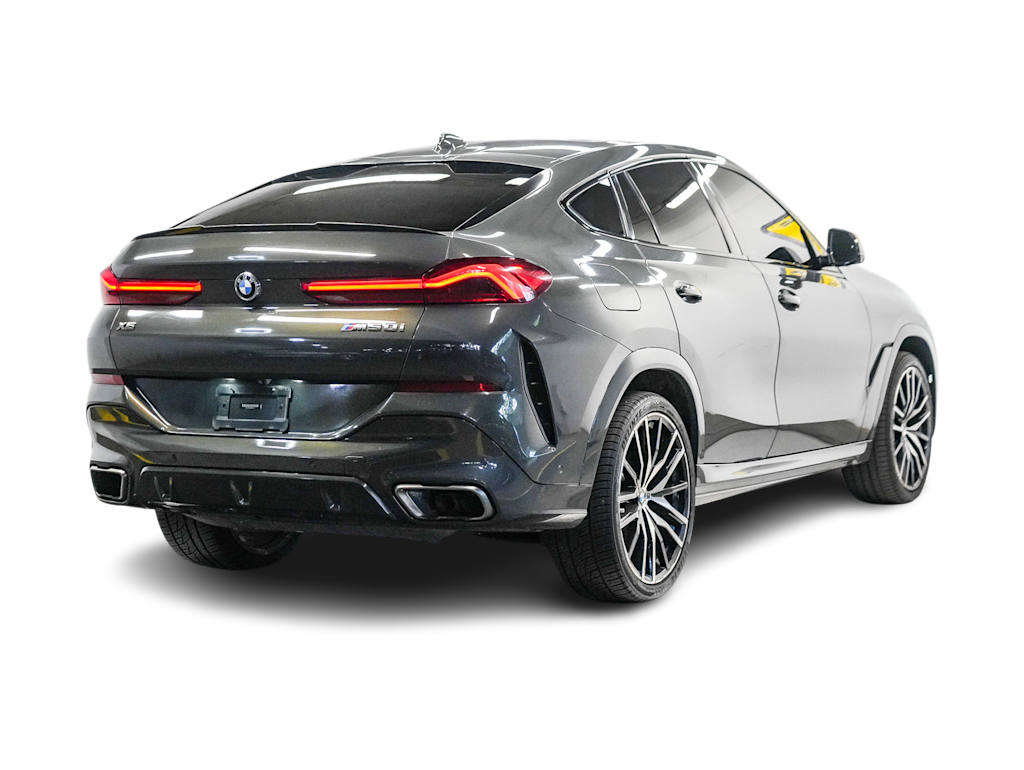 Thumbnail: 2021 BMW X6 - 16