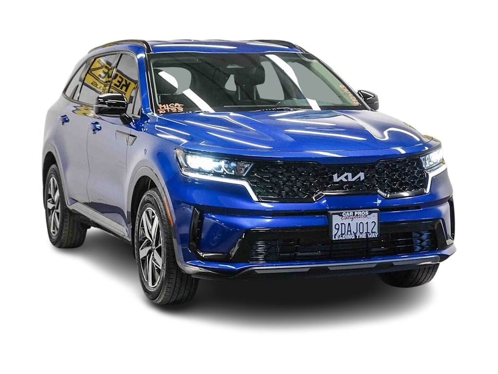 Thumbnail: 2022 Kia Sorento - 5