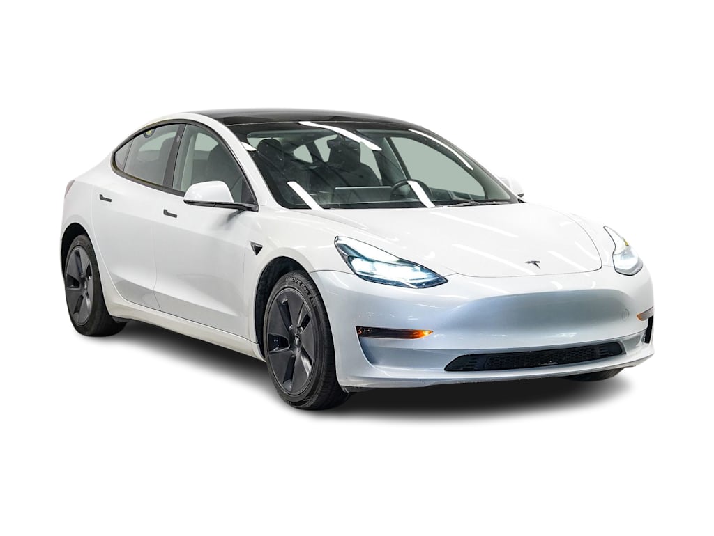 Thumbnail: 2023 Tesla Model 3 - 17