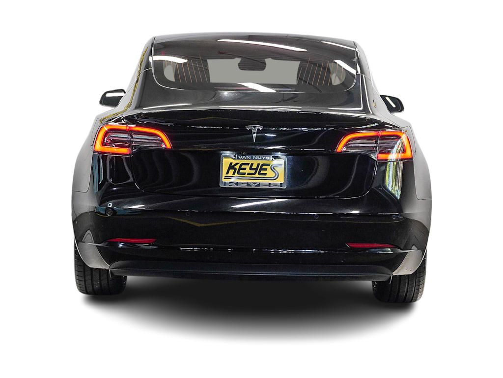 Thumbnail: 2018 Tesla Model 3 - 15