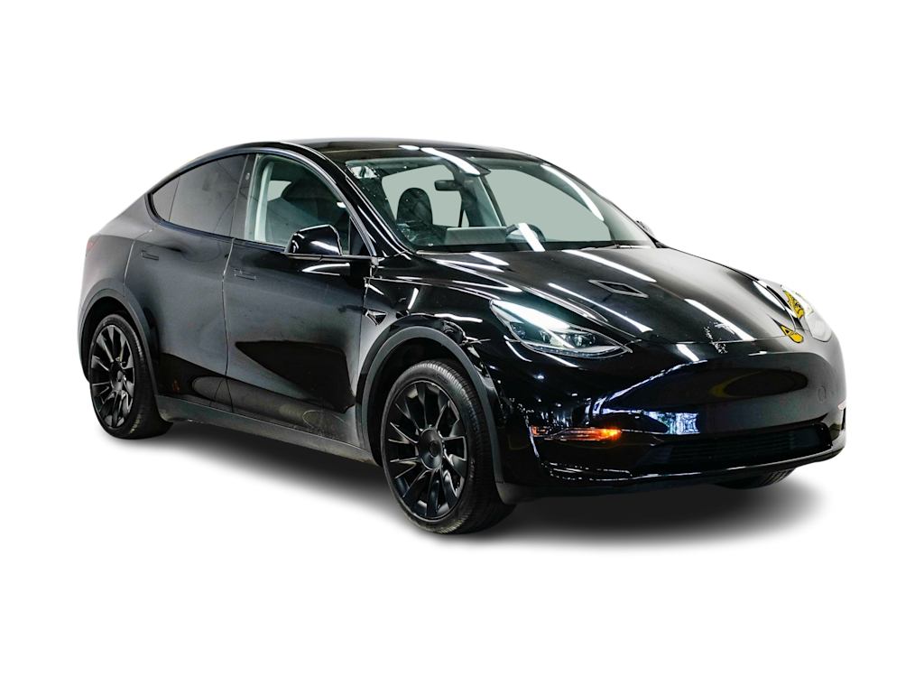 Thumbnail: 2024 Tesla Model Y - 17