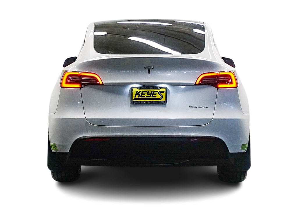 Thumbnail: 2023 Tesla Model Y - 4