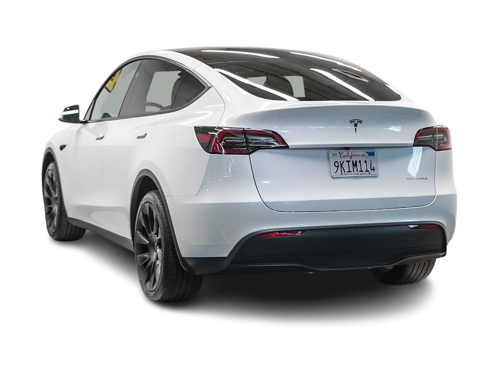 Thumbnail: 2023 Tesla Model Y - 3