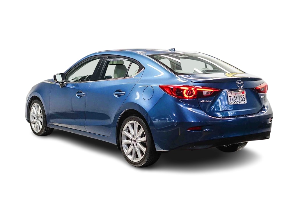 Thumbnail: 2017 Mazda Mazda3 - 3