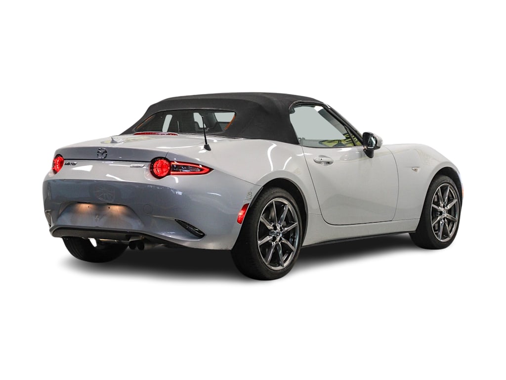 Thumbnail: 2016 Mazda MX-5 Miata - 14